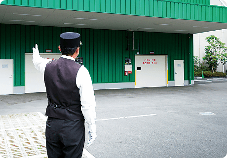 駐車場誘導整備科